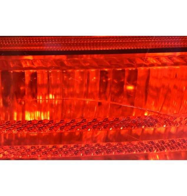 Φανάρι Πίσω Αριστερά Bmw E90 2004-2010 276301L (Μικρό Ράγισμα)