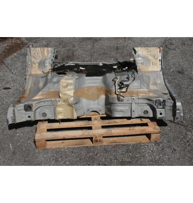 Μετώπη Μεσα Κομπλε Με Τις Κολονες Toyota Hilux revo 2015-2020