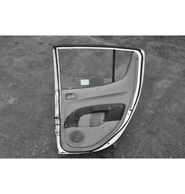 Πόρτα Πίσω Δεξια Mitsubishi L200 KB4 2005-2014