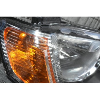 Φανάρι Εμπρός Δεξί Mitsubishi L200 Safari KB4 2006-2011 (Φθορά)