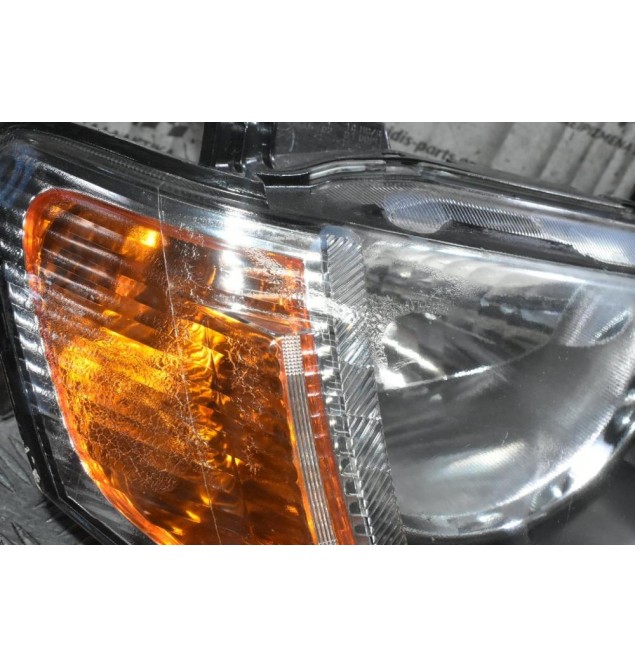 Φανάρι Εμπρός Δεξί Mitsubishi L200 Safari KB4 2006-2011 (Φθορά)