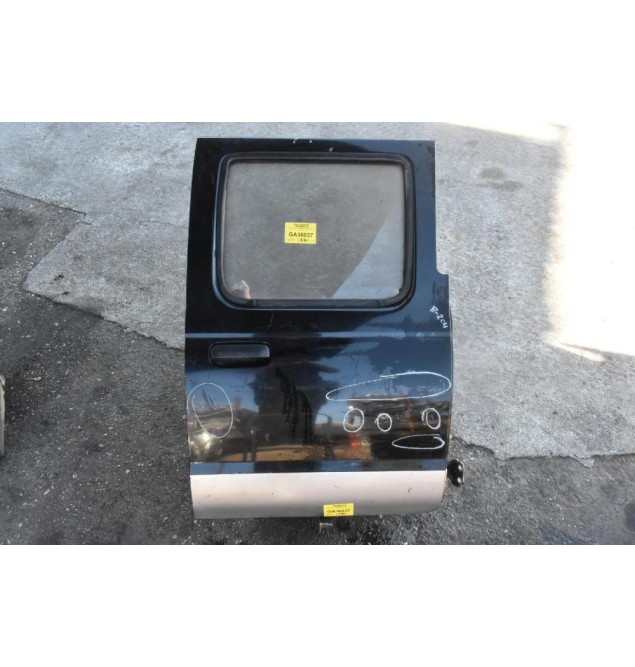 Πόρτα Nissan Navara D22 1998-2010 Πισω Δεξια (Μικρο Χτυπημα)