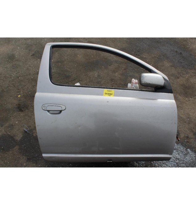 Πόρτα Εμπρος Δεξια Toyota Yaris 1999-2005  3Πορτο