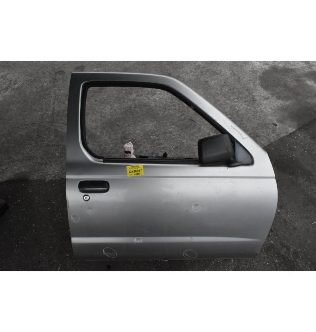 Πόρτα Nissan Navara D22 1998-2010 (Εμπρος Δεξιά)