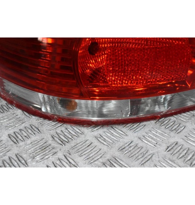 Φανάρι Πίσω Αριστερό Audi A3 8P 2004-2012 (Ραγισμένο)