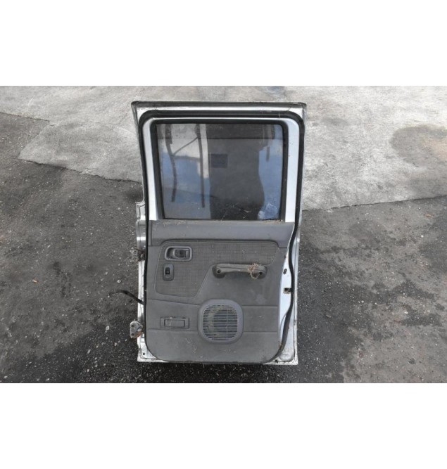Πόρτα Nissan Navara D22 1998-2010 Πισω Δεξια
