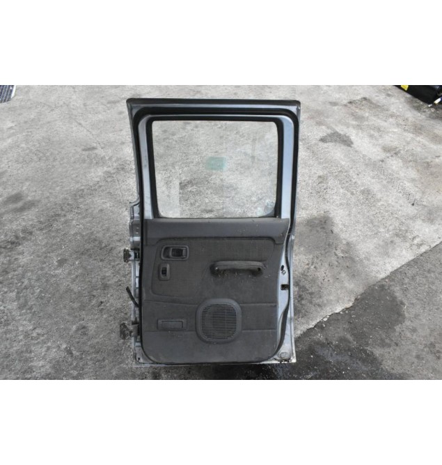 Πόρτα Nissan Navara D22 1998-2010 Πισω Δεξια