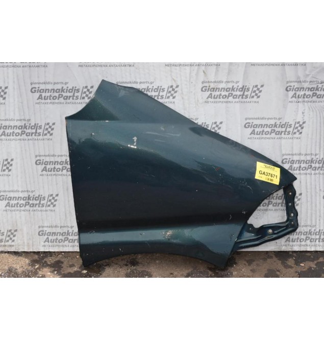 Φτερό Δεξι Toyota Hiace 1997-2006