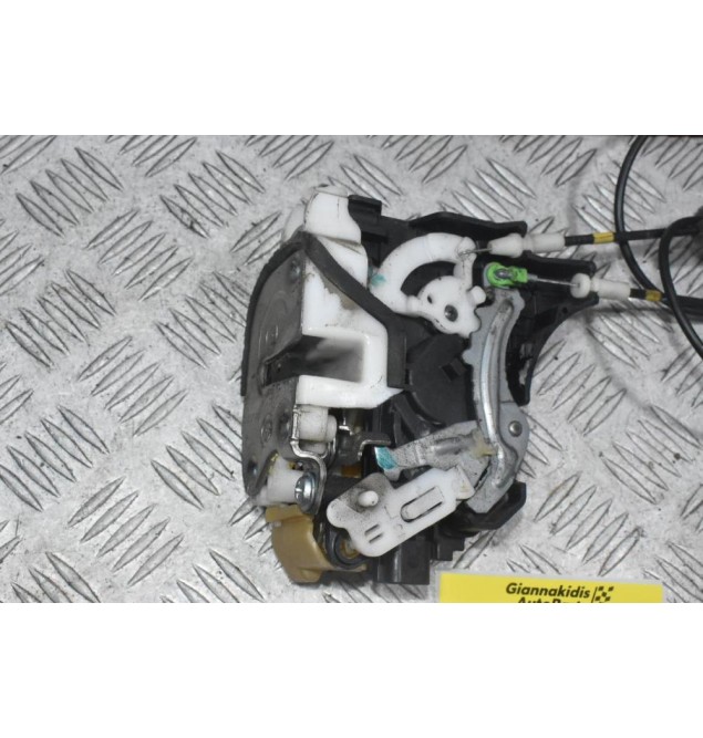 Κλειδαριά Πόρτας Πίσω Αριστερά Mitsubishi L200 KB4 2006-2010