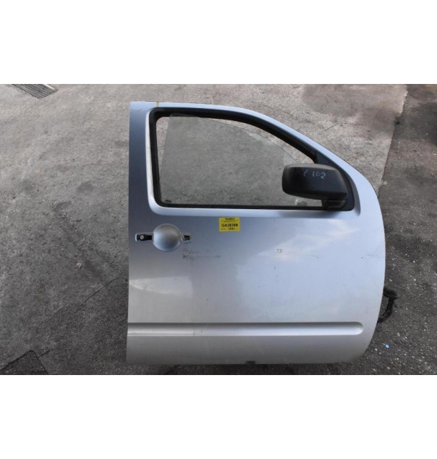 Πόρτα Εμπρός Δεξιά Nissan Navara D40 2006-2015 (Χωρίς Καθρέφτη)