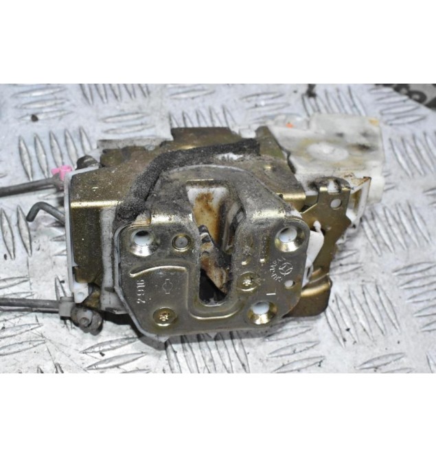 Κλειδαριά Nissan Navara D22 1998-2005 (Αριστερά, 2Pins)