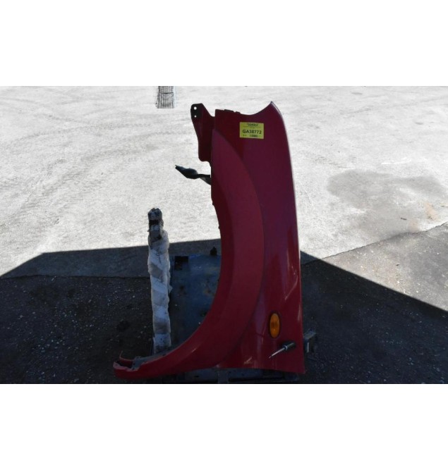 Φτερό Αριστερο Nissan Navara D22 2001-2005