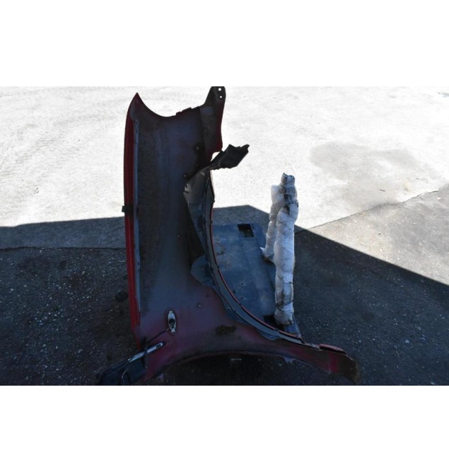 Φτερό Αριστερο Nissan Navara D22 2001-2005