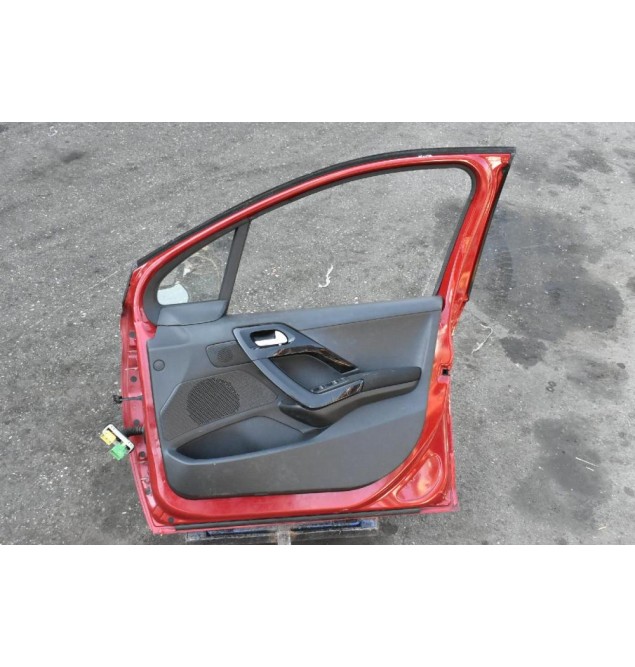 Εμπρος Δεξια Πόρτα Peugeot 208 2012-2020 (Με Χτυπημα)