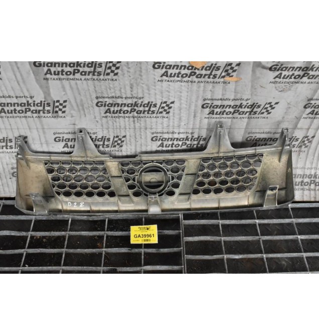 Μασκα Nissan Navara D22 2001-2005 62310VK000