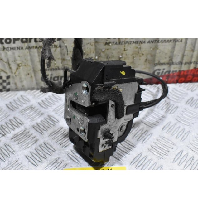 Κλειδαριά Nissan Navara D40 - 2005-2015 (Πισω Δεξιά,3 pins)