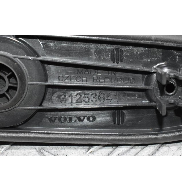 Χειρολαβή - Χερούλι Πόρτ Μπαγκάζ Volvo S60 2010-2018 31253641 31253004 (Γνήσιο) (Με Υποδοχή Για Κάμερα)