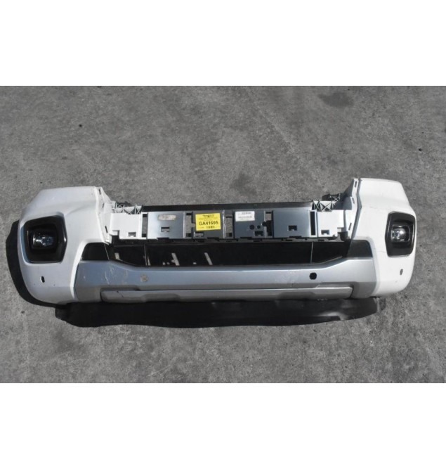 Προφυλακτήρας Εμπρός Ford Ranger 2019-2023 Wildtrak (Γνήσιο - Ελαφρώς Μεταχειρισμένο)