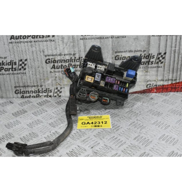 Ασφαλειοθήκη Nissan Navara D22 2001-2005 24380-VK500 (Χωρίς Καπάκι)