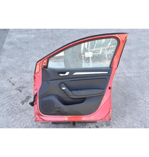Πόρτα Εμπρος Δεξια Renault Megane 2013-2022 (Με Χτυπημα)