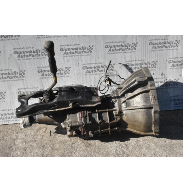Κιβώτιο Ταχυτήτων - Σασμάν Toyota Hiace 2.5 D4D 2KD 2001-2005 (4 βίδες στο πλακάκι του λεβιέ)