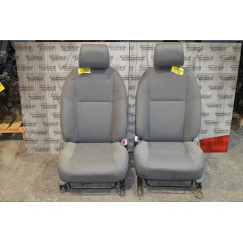 Καθίσματα (Σέτ Αριστερό-Δεξί) Toyota Hilux KUN 2005-2015