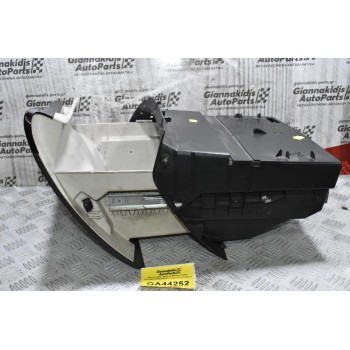 Ντουλαπάκι Ταμπλού Renault Captur 2010-2022 685003033F (Γνήσιο) (Συρταρωτό)