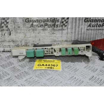 Ρελε - Θήκη Isuzu NKR 2000-2015 7154-1844 897173-0351 897262-9330 7322-8646