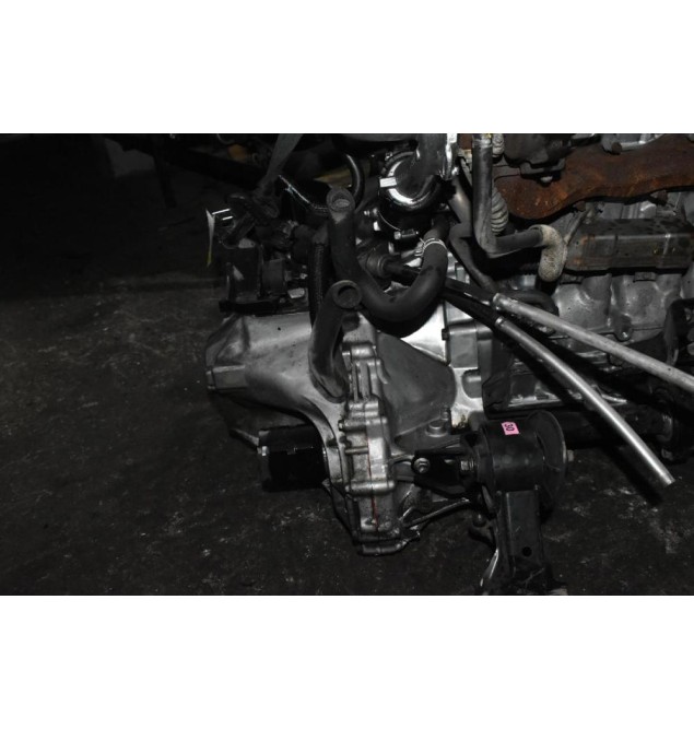 Σασμαν Toyota Avensis 2.0 1AD 2005-2010