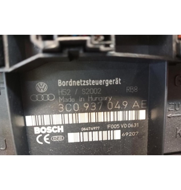 Ασφάλειες - Ασφαλειοθήκη Volkswagen Golf V 2004-2008 3C0937049AE