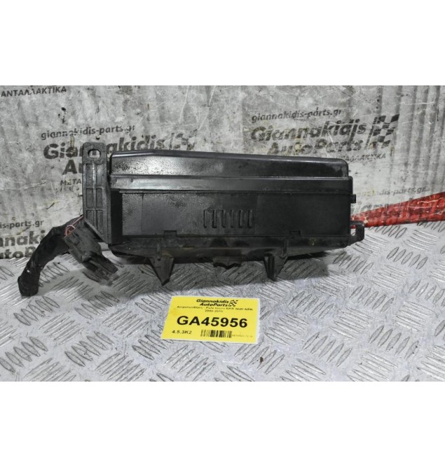 Ασφαλειοθήκη - Ρελε Isuzu NKR NQR NPR 2000-2015