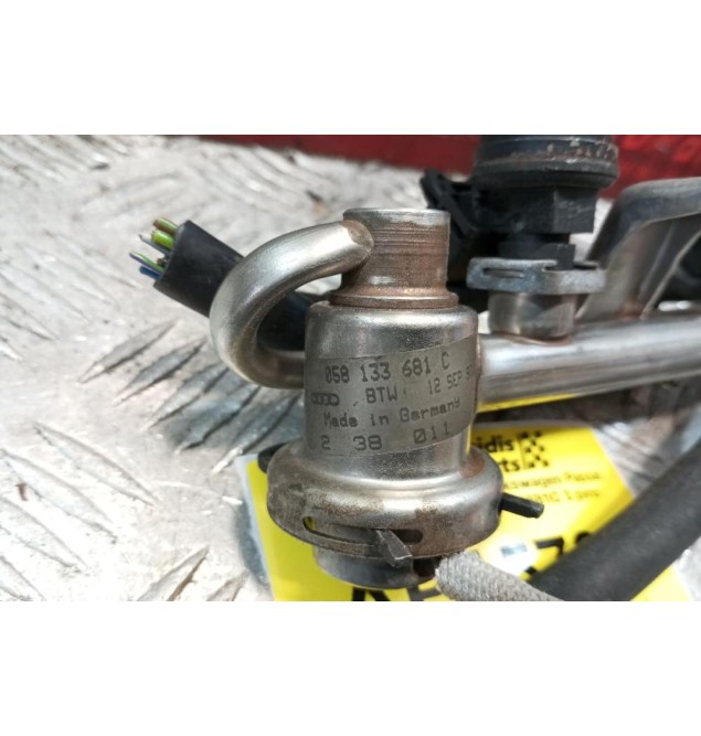 Μπεκιέρα Με Μπεκ Volkswagen Passat 1997-2003 4 τμχ 058133681C 3 pins