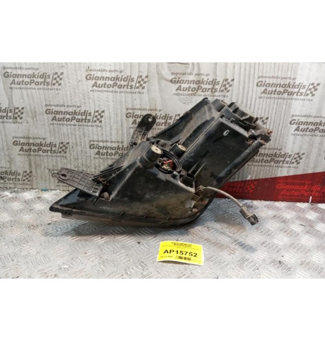 Φανάρι Εμπρός Δεξια SsangYong Rexton 2004-2010