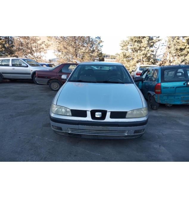 Ολόκληρο Αυτοκίνητο Seat Cordoba Κωδ.Κινητηρα APE 1400cc 75hp 2000-2002