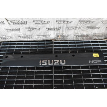 Μασκα Ανω Isuzu NQR 2006-2015