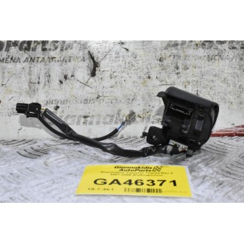 Χειριστήρια / Διακόπτες Τιμονιού Toyota Rav 4 2001-2006 (Ραδιοφώνου)