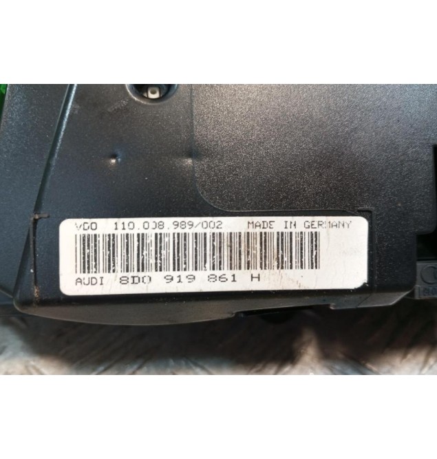 Καντράν - Κοντέρ Audi A4 1995-2001 2 Φις 88311245 8D0919861