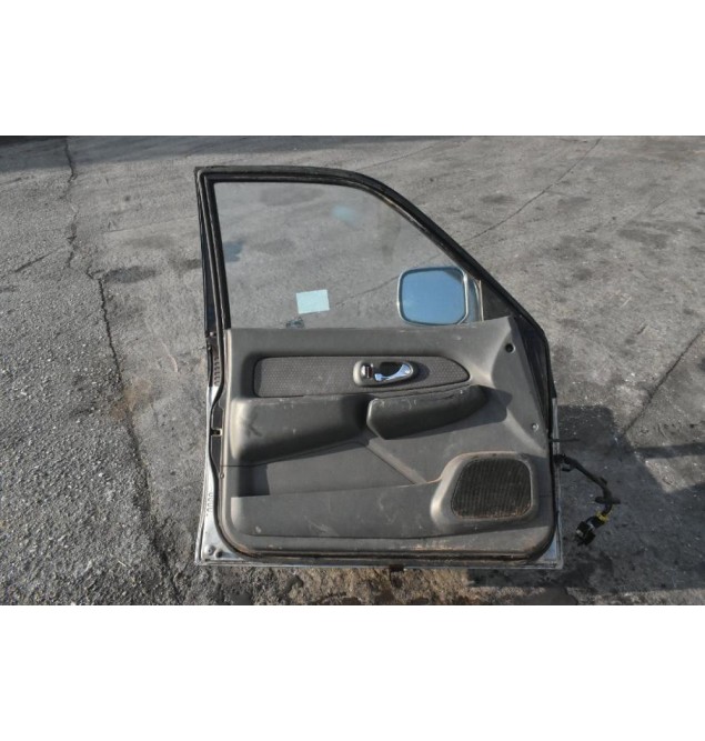 Πόρτα Εμπρός Αριστερα Mitsubishi L200 K74 1997-2005 4Πορτο (Χωρίς Καθρέφτη)