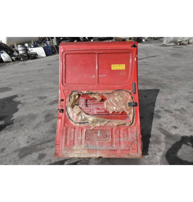 Πόρτα Πλαινή Αριστερή Toyota Hiace 1997-2012 (Με Χτύπημα)