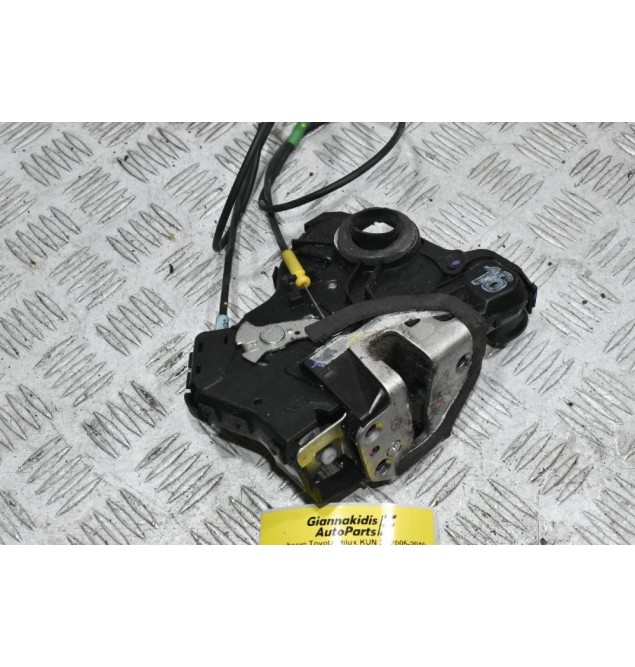 Κλειδαριά Toyota Hilux KUN 25 2005-2010 (Εμπρός Δεξιά) 6pins