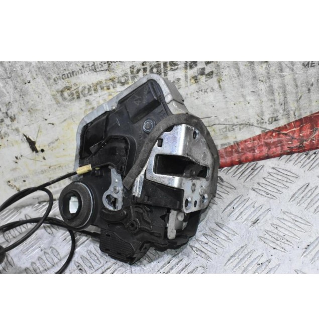 Κλειδαριά Πόρτας Suzuki Grand Vitara 2005-2010 A046693 (Γνήσια) (Πίσω Δεξιά) (8pins) (Toyota Avensis / Auris / Rav 4) (Daihatsu)