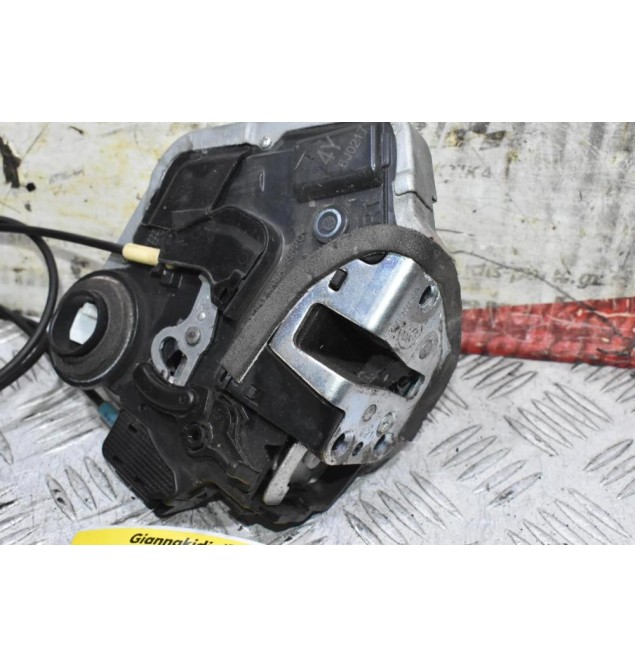 Κλειδαριά Πόρτας Suzuki Grand Vitara 2005-2010 A046693 (Γνήσια) (Πίσω Δεξιά) (8pins) (Toyota Avensis / Auris / Rav 4) (Daihatsu)