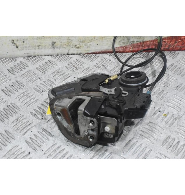 Κλειδαριά Suzuki Grand Vitara 2005-2010 A046693 (Γνήσια) (Πίσω Αριστερά) (8pins) (Toyota Avensis / Auris / Rav 4) (Daihatsu)
