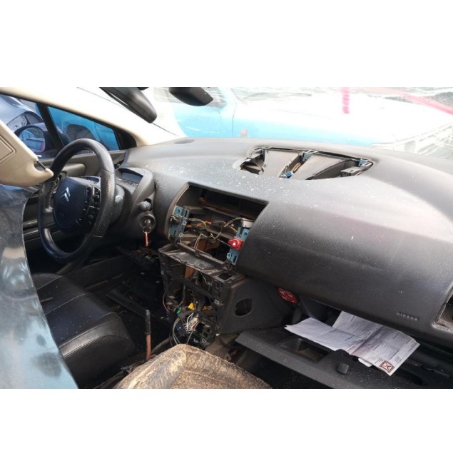 Ολόκληρο Αυτοκίνητο Citroen C4 Κωδ.Κινητηρα RFK 2000cc 177hp 2004-2011