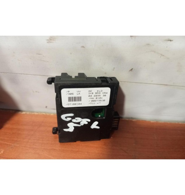 Σετ Αερόσακοι Volkswagen Golf V 3 ΘΥΡΟ 2004-2008 1K0909605A 1K0907503C 1K0880201N1BZ 1K0959653 1K0953549 602213500 602213900