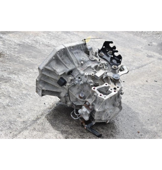 Χειροκίνητο Σασμάν Toyota Auris / Corolla 1ND 1.4D Euro 5 2012-2018  (6άρι) (30300-02151)