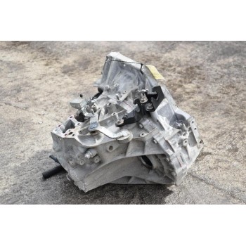 Χειροκίνητο Σασμάν Toyota Auris / Corolla 1ND 1.4D Euro 5 2012-2018  (6άρι) (30300-02151)