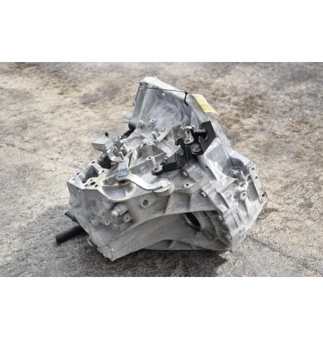 Χειροκίνητο Σασμάν Toyota Auris / Corolla 1ND 1.4D Euro 5 2012-2018  (6άρι) (30300-02151)