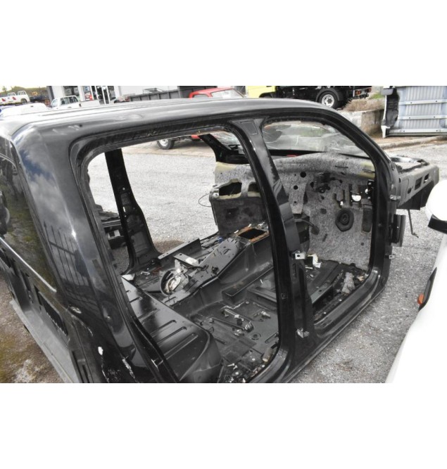 Καμπίνα Για Ανταλακτικά Volkswagen Amarok 2005-2015(Ουρανός - Μαρσπιέδες - Τροπέτο-Θολος) Μπορει να κοπει οπου χρειαστει