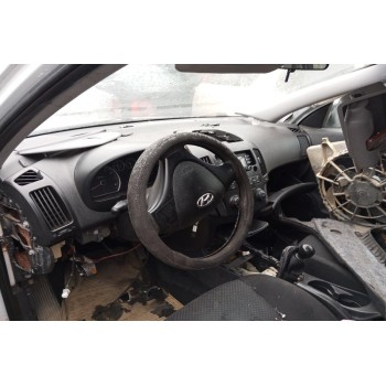 Ολόκληρο Αυτοκίνητο Hyundai i 30 Κωδ.Κινητηρα G4FC 1600cc 116hp 2007-2012